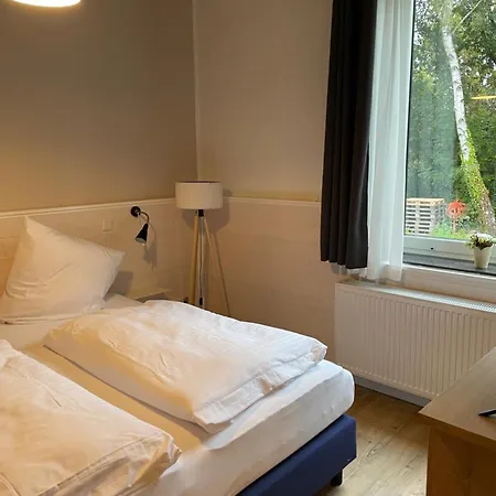 Alte Navigationsschule Hotel *